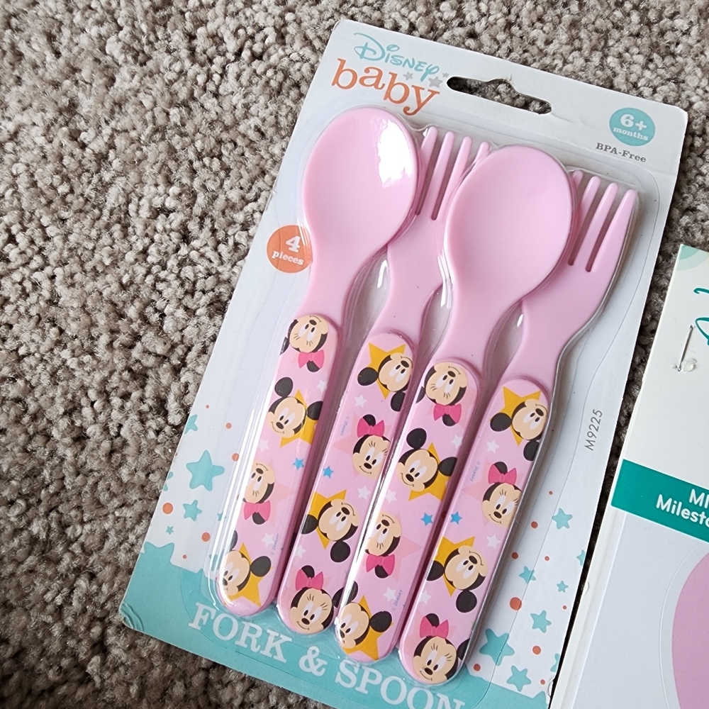 Minnie Mouse Baby Bundle - Picture 7 of 13